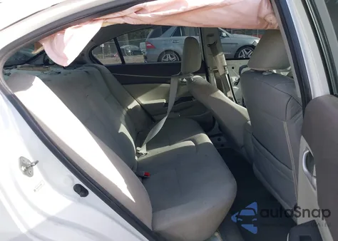 2012 Honda Civic Lx z USA, uszkodzony, nr VIN 19XFB2F52CE016988